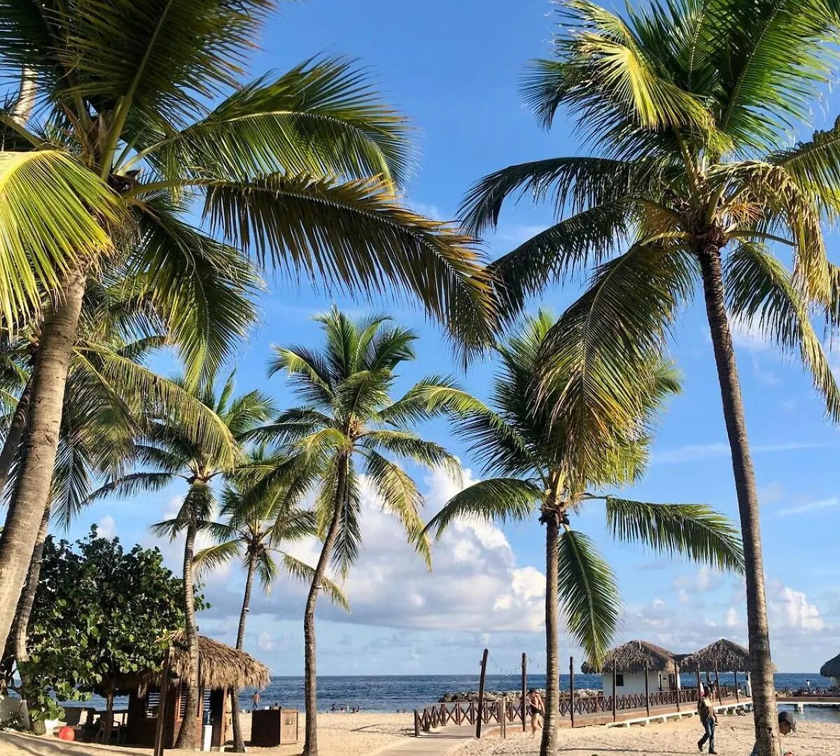 2Br Beach Front Club Hemingway Juan Dolio Apartment